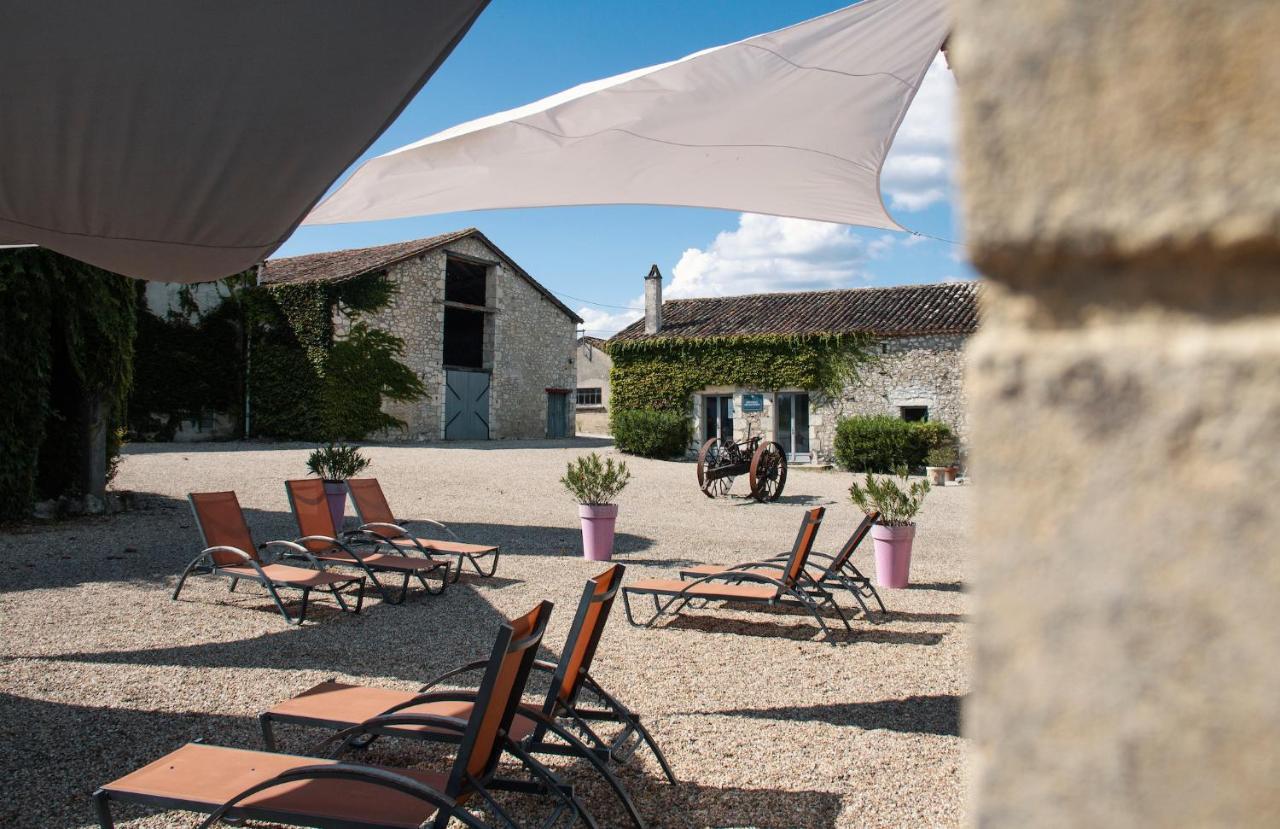 Gites Du Chateau De Panisseau Thenac  Luaran gambar