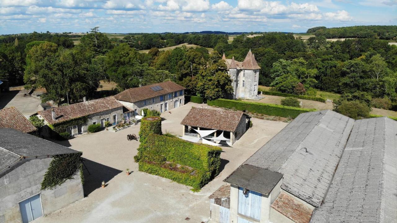 Gites Du Chateau De Panisseau Thenac  Luaran gambar