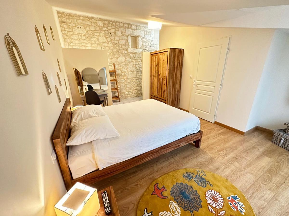 Gites Du Chateau De Panisseau Thenac  Luaran gambar
